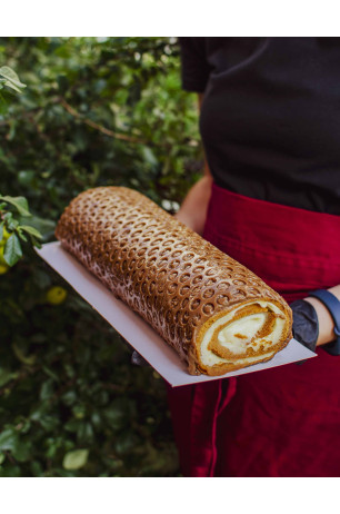  "Honey" roll