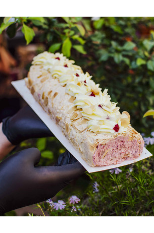 Strawberry Meringue Roll